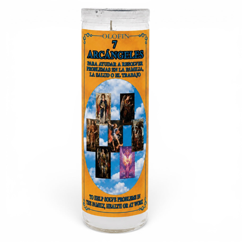 A tall glass prayer candle with a clear lid and a yellow label featuring the text 'OLOFIN 7 ARCÁNGELES' and images of tarot cards on a white background.