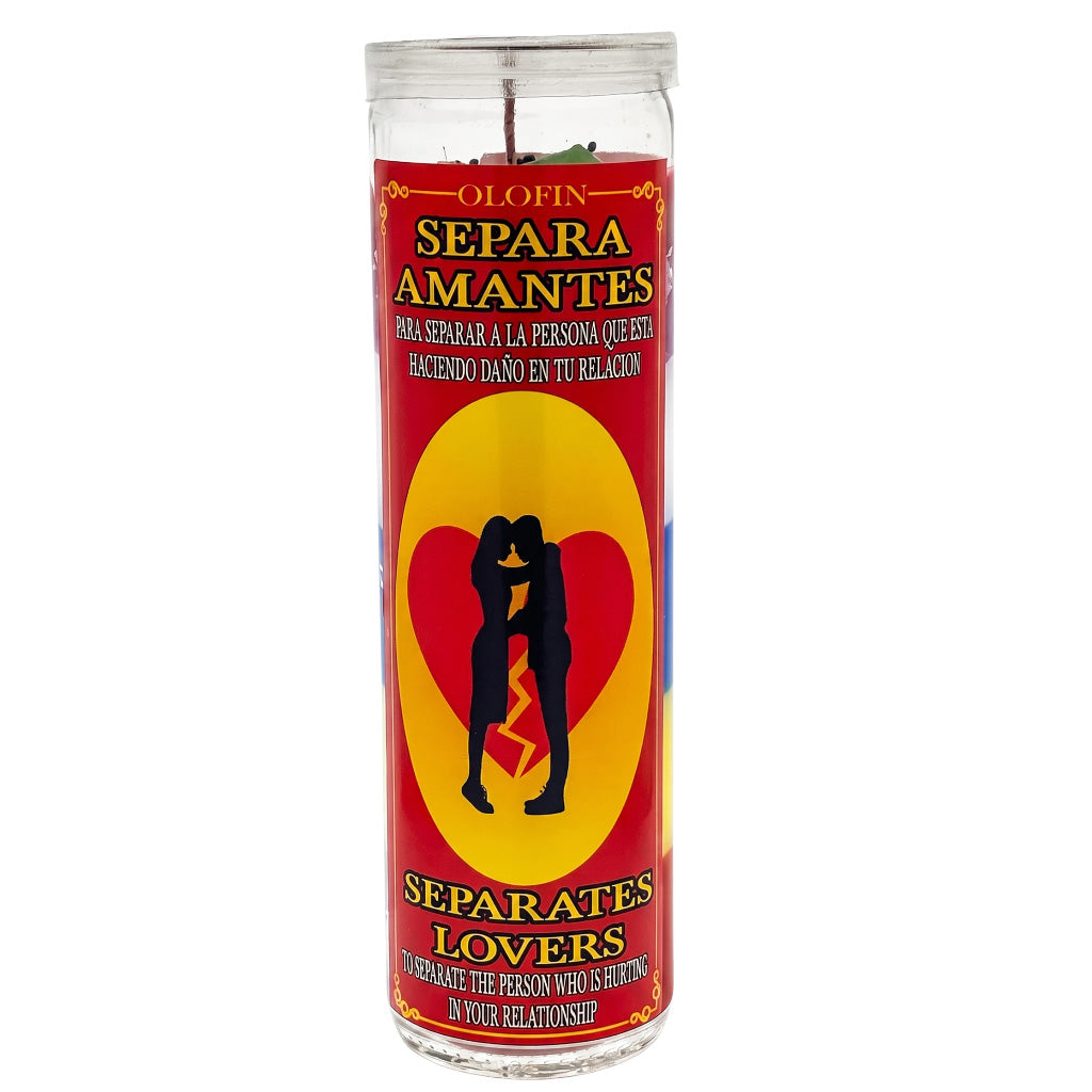A tall glass jar candle with a red and yellow label reading 'Olofin Separa Amantes / Separates Lovers' and showing a black silhouette of a couple over a red heart, on a white background.